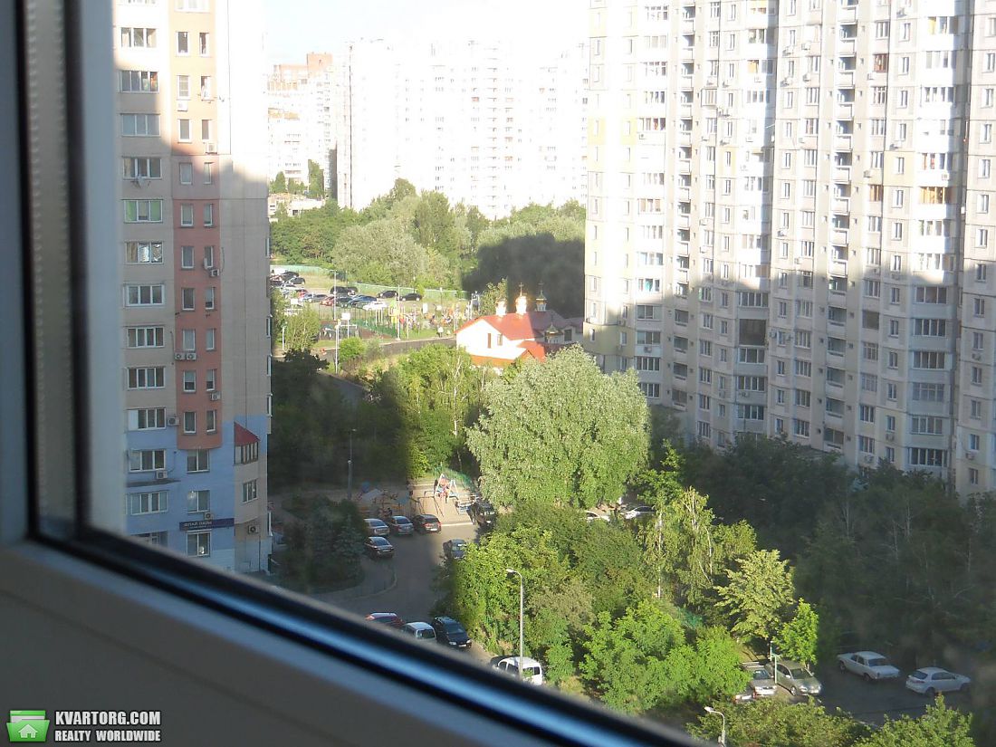 Rent out 2-room apartment. Киев,  Пчелки — photo 10
