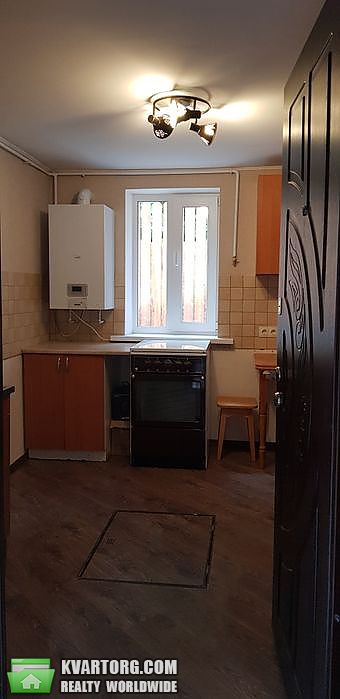 Rent out house. Киев, Рощинский переулок — photo 1