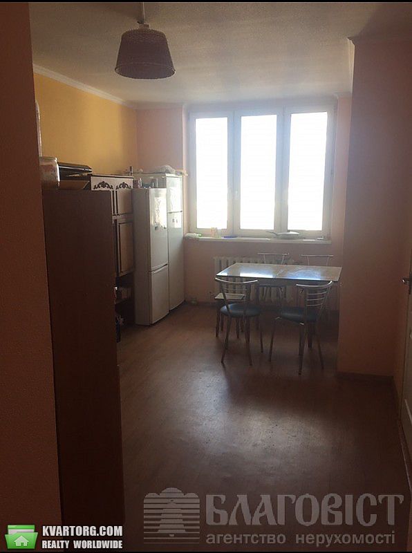 Sell multi-room apartment. Киев,  Срибнокильская — photo 1