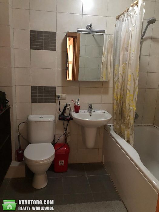 Rent out 2-room apartment. Киев, Дегтярёвская — photo 5