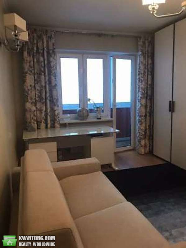 Sell 2-room apartment. Киев,  Драйзера — photo 1