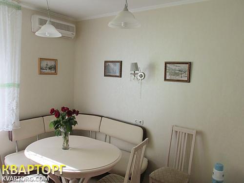 Rent out 2-room apartment. Киев,  Кошица — photo 6