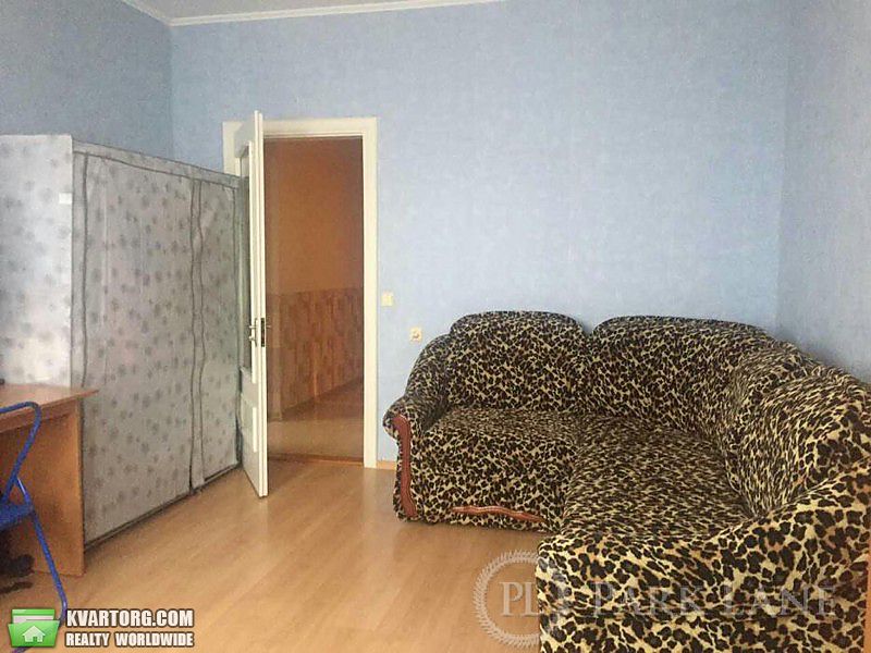 Sell 3-room apartment. Киев,  Амосова — photo 5