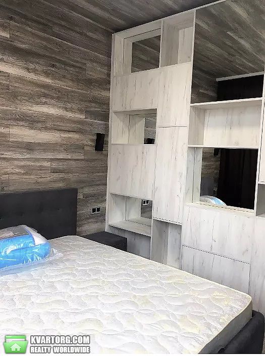 Rent out 2-room apartment. Киев, Евгения Коновальца — photo 6