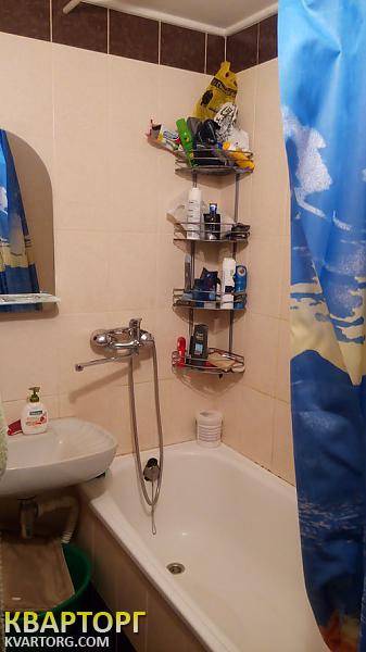Rent out 2-room apartment. Киев, Кулибина — photo 3