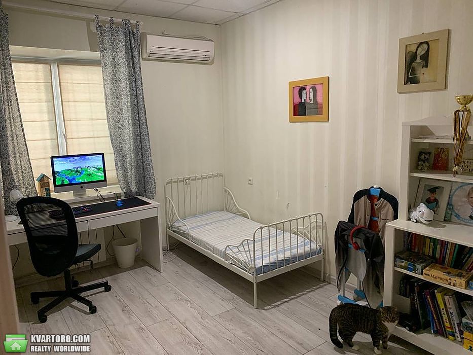 Rent out 3-room apartment. Киев,  Богдана Хмельницкого — photo 5