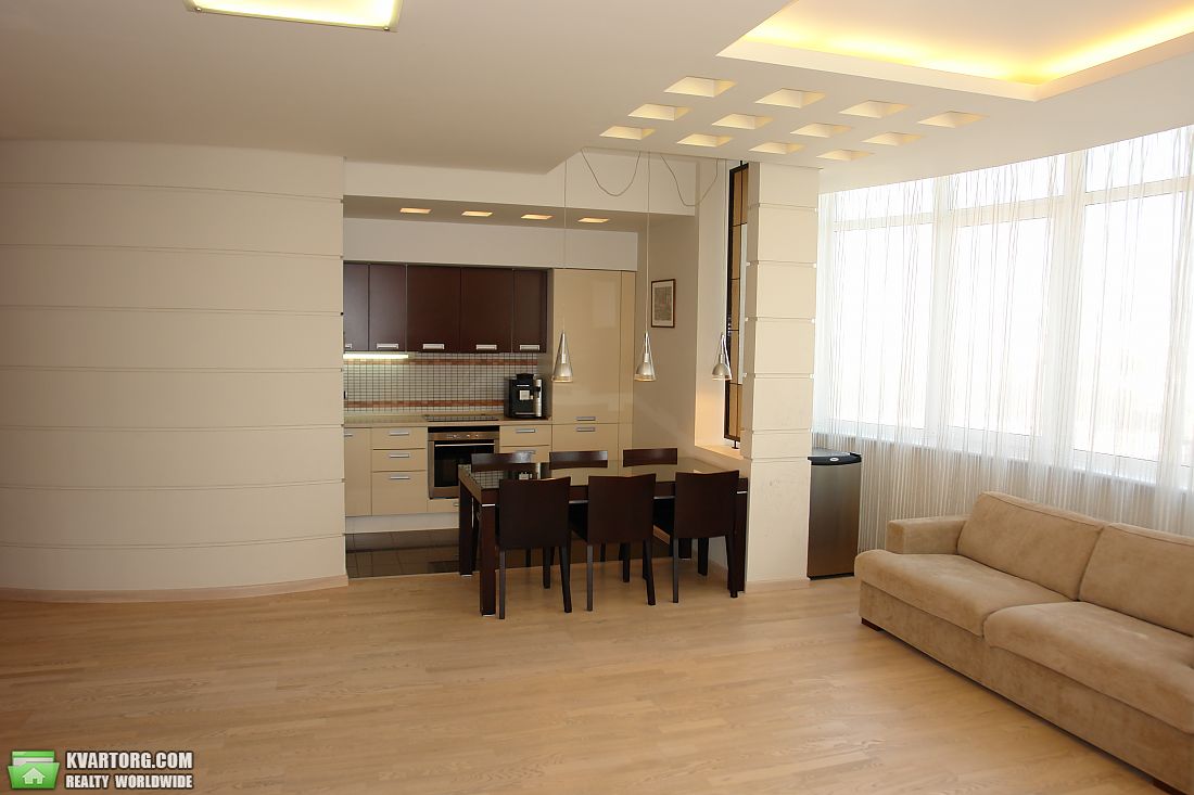 Rent out 4-room apartment. Киев, Провиантская — photo 3