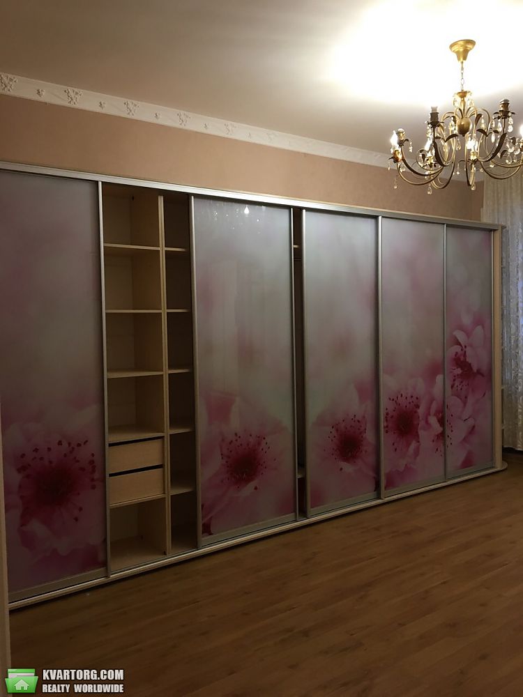 Rent out 3-room apartment. Одесса, Успенская — photo 1
