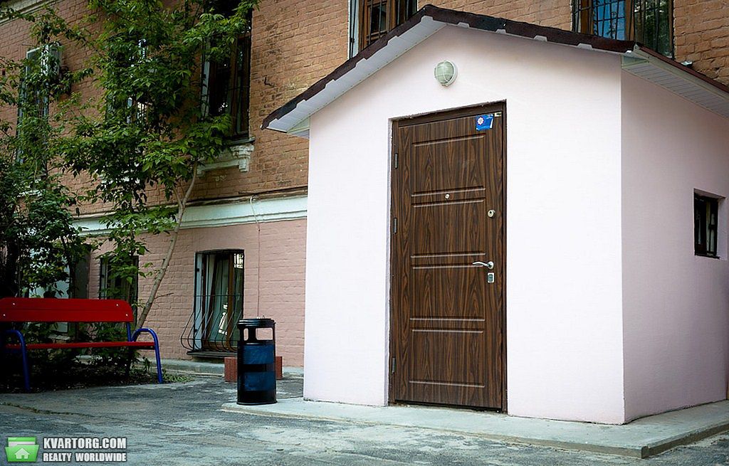 Rent out office. Киев, Вознесенскому спуску — photo 1