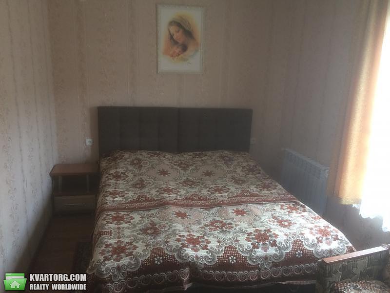 Rent out house. Киев, довбуша — photo 3