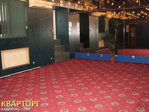 Rent out shop. Киев, Эспланадная — photo 2