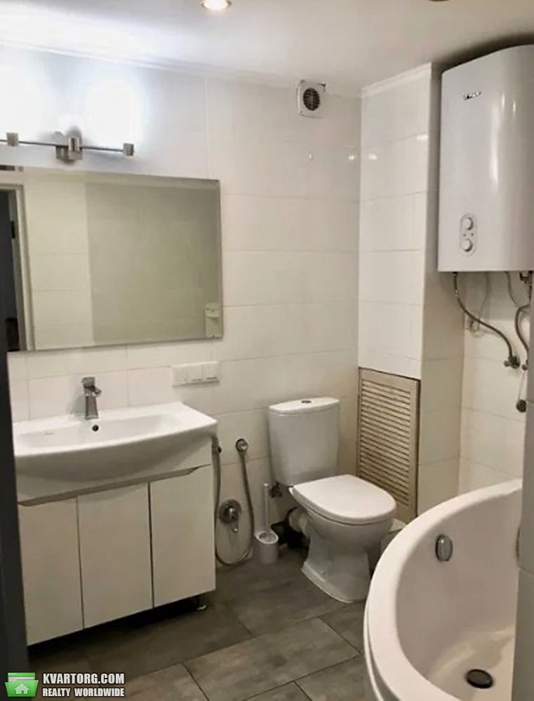 Rent out 3-room apartment. Киев,  Подвысоцкого — photo 6