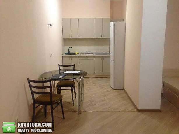 Rent out 1-room apartment. Киев,  Руданского — photo 5