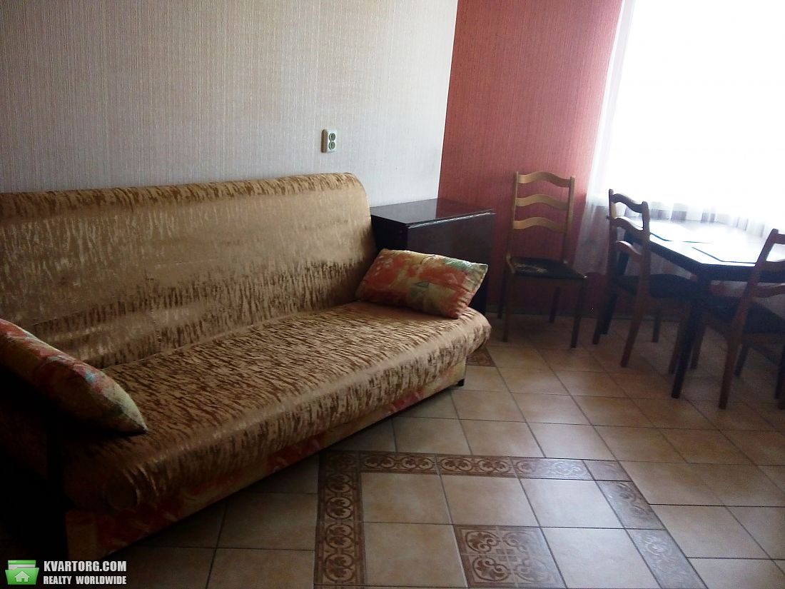Rent out 1-room apartment. Киев, Голего — photo 6