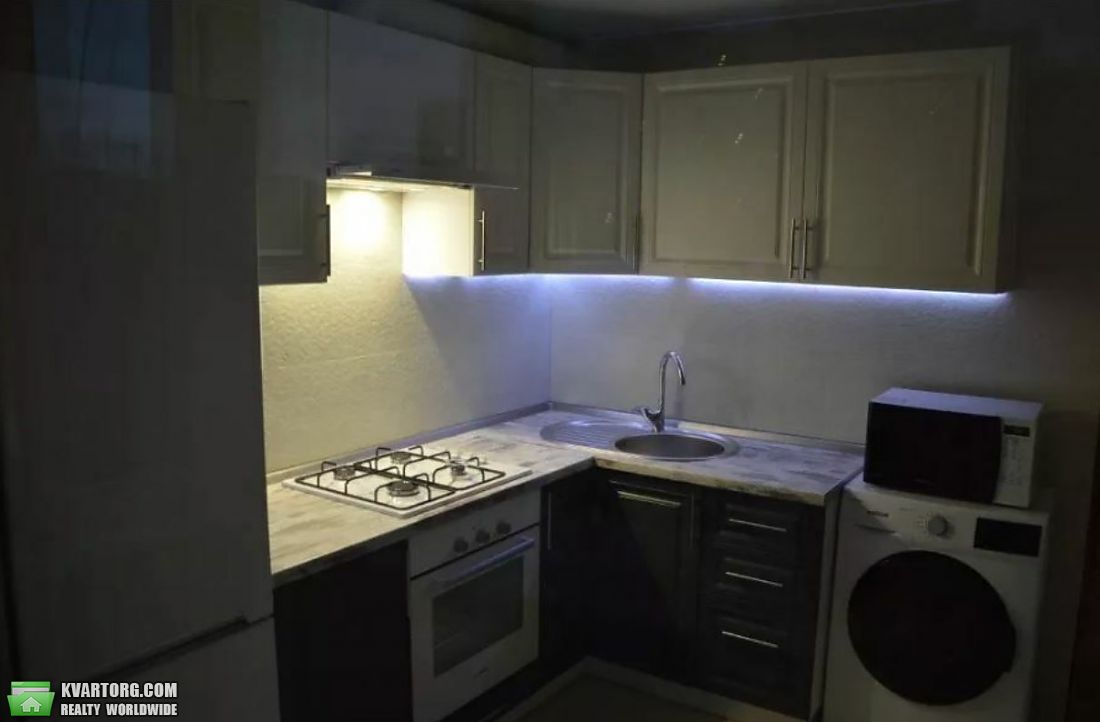 Rent out 2-room apartment. Киев, Голосеевская — photo 1