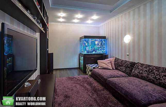 Sell 3-room apartment. Киев,  Героев Днепра — photo 1