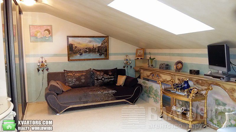 Sell 5-room apartment. Киев,  Лютеранская — photo 1