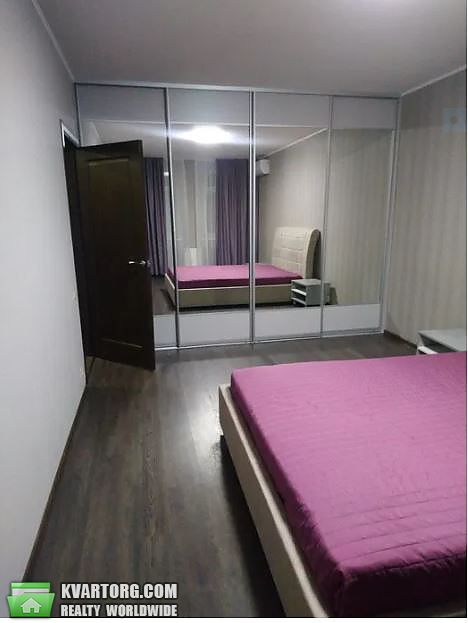 Rent out 2-room apartment. Киев,  Мишуги — photo 4
