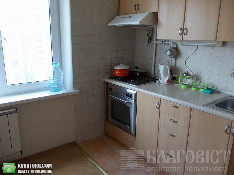 Sell 2-room apartment. Киев,  Приозерная — photo 1