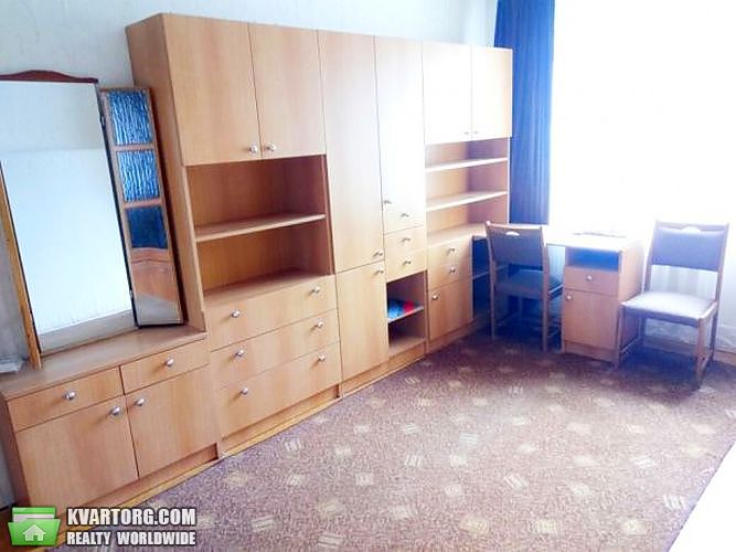 Rent out 3-room apartment. Киев,  Пулюя — photo 3