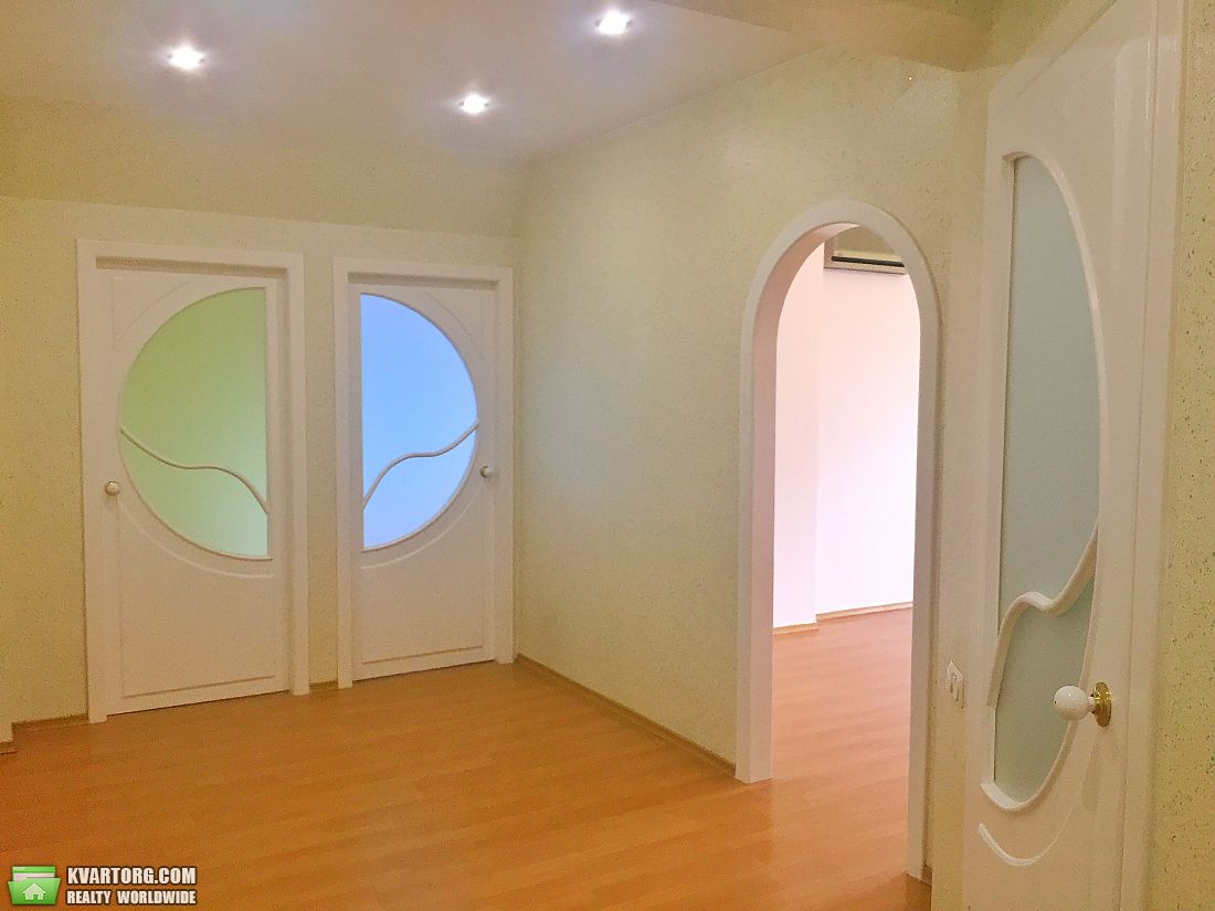 Sell 3-room apartment. Днепропетровск, владимира мономаха — photo 2