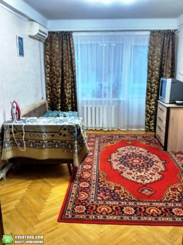 Sell 2-room apartment. Киев,  Строителей — photo 1