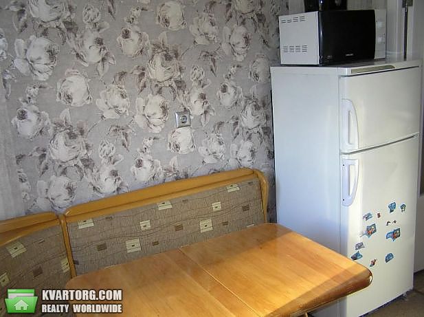 Rent out 3-room apartment. Киев,   Героев Сталинграда 42 б — photo 3