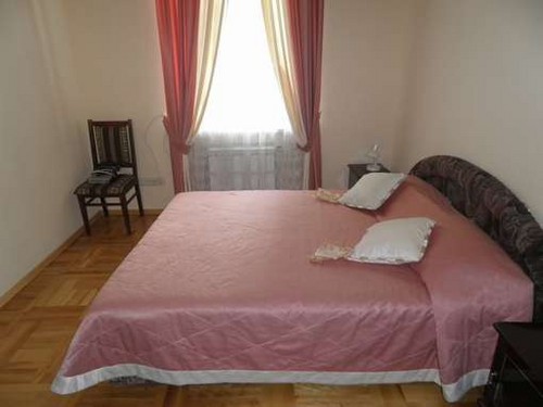 Rent out 3-room apartment. Киев,  Шелковичная — photo 5
