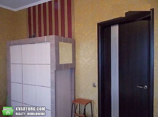 Rent out 2-room apartment. Киев, Срибнокильская — photo 7