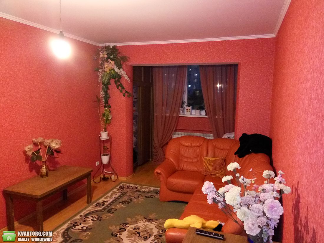 Sell 3-room apartment. Киев,  Здолбуновская — photo 1