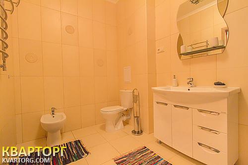 Rent out 3-room apartment. Киев,  Драгомирова — photo 8