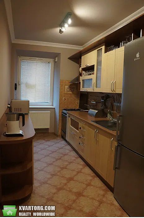 Rent out 2-room apartment. Львов, площа Ринок — photo 5