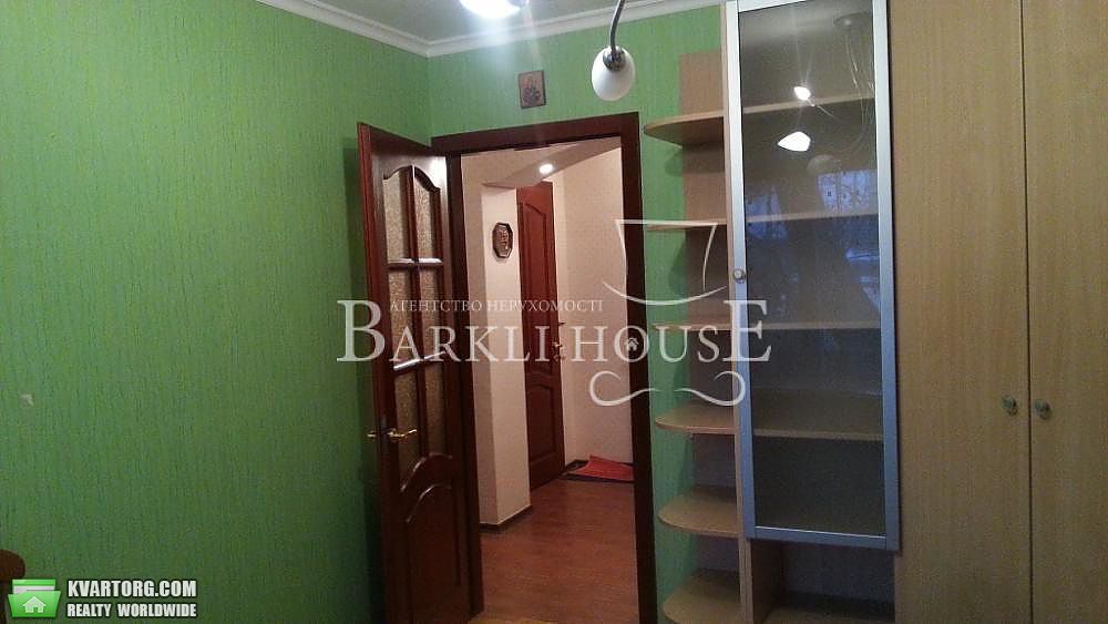 Rent out 4-room apartment. Киев,  Невская — photo 8