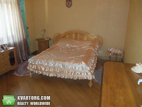 Rent out house. Киев, Садовая — photo 8