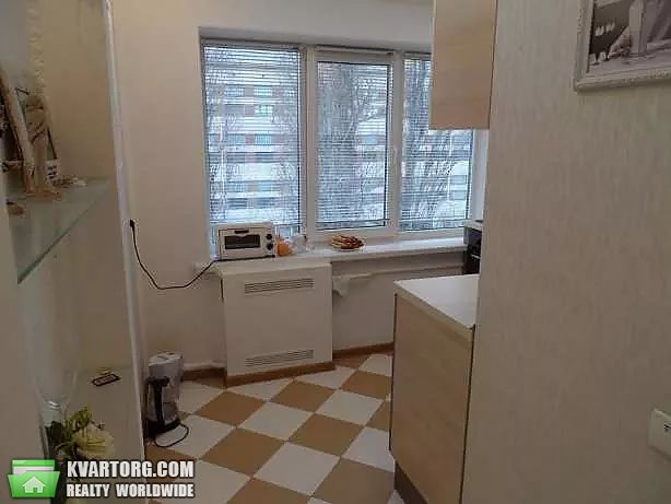 Rent out 1-room apartment. Киев, Строителей — photo 3