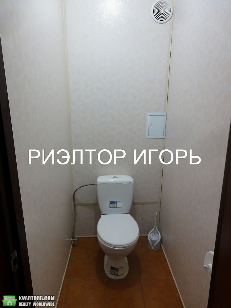 Rent out 2-room apartment. Одесса, Радужный Массив — photo 8