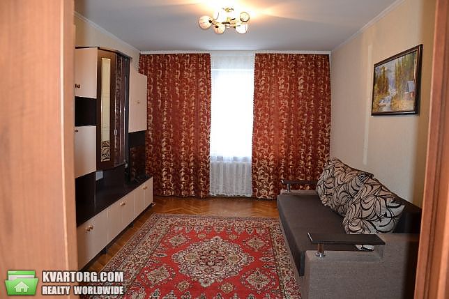Rent out 3-room apartment. Киев, Героев Сталинграда просп. — photo 3