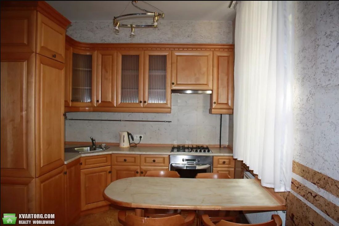 Rent out 2-room apartment. Киев,  Московская — photo 3