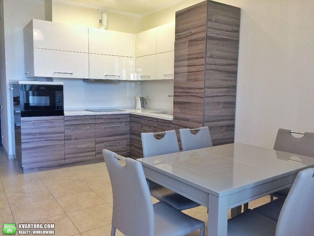 Rent out 2-room apartment. Киев,  Леси Украинки бул — photo 4