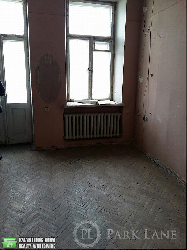 Sell 4-room apartment. Киев,  Богдана Хмельницкого — photo 3
