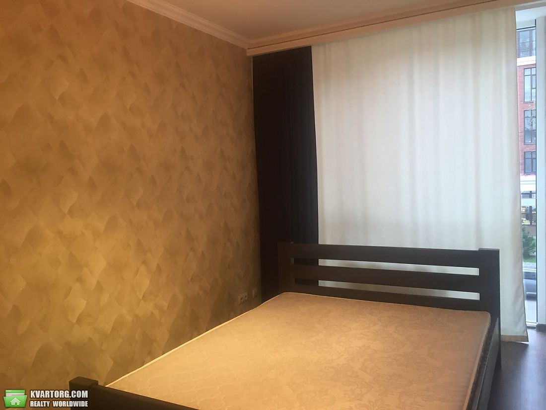 Rent out 2-room apartment. Киев,  Ямская — photo 5
