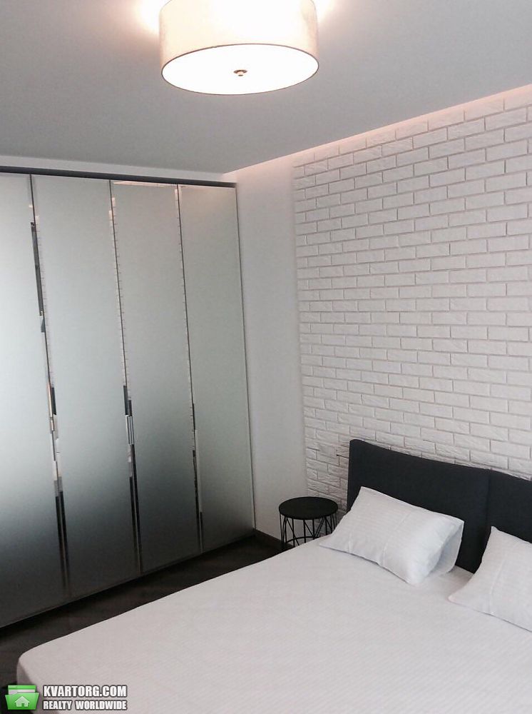Rent out 3-room apartment. Киев, Болсуновская — photo 4
