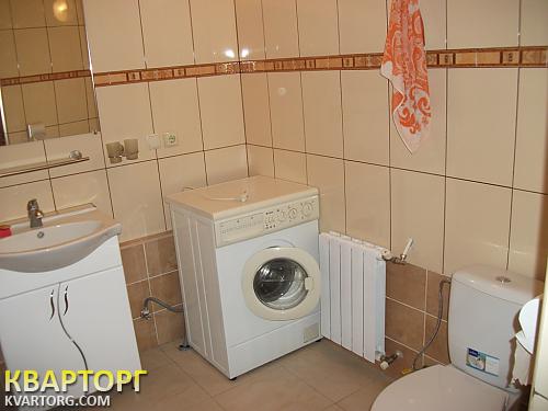 Rent out house. Киев,  Богатырская — photo 1