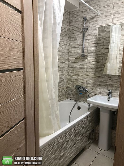Sell 3-room apartment. Киев,  Полярная — photo 9