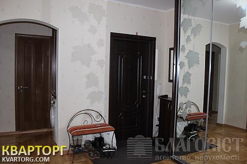 Sell 3-room apartment. Киев,  Подгорная — photo 8