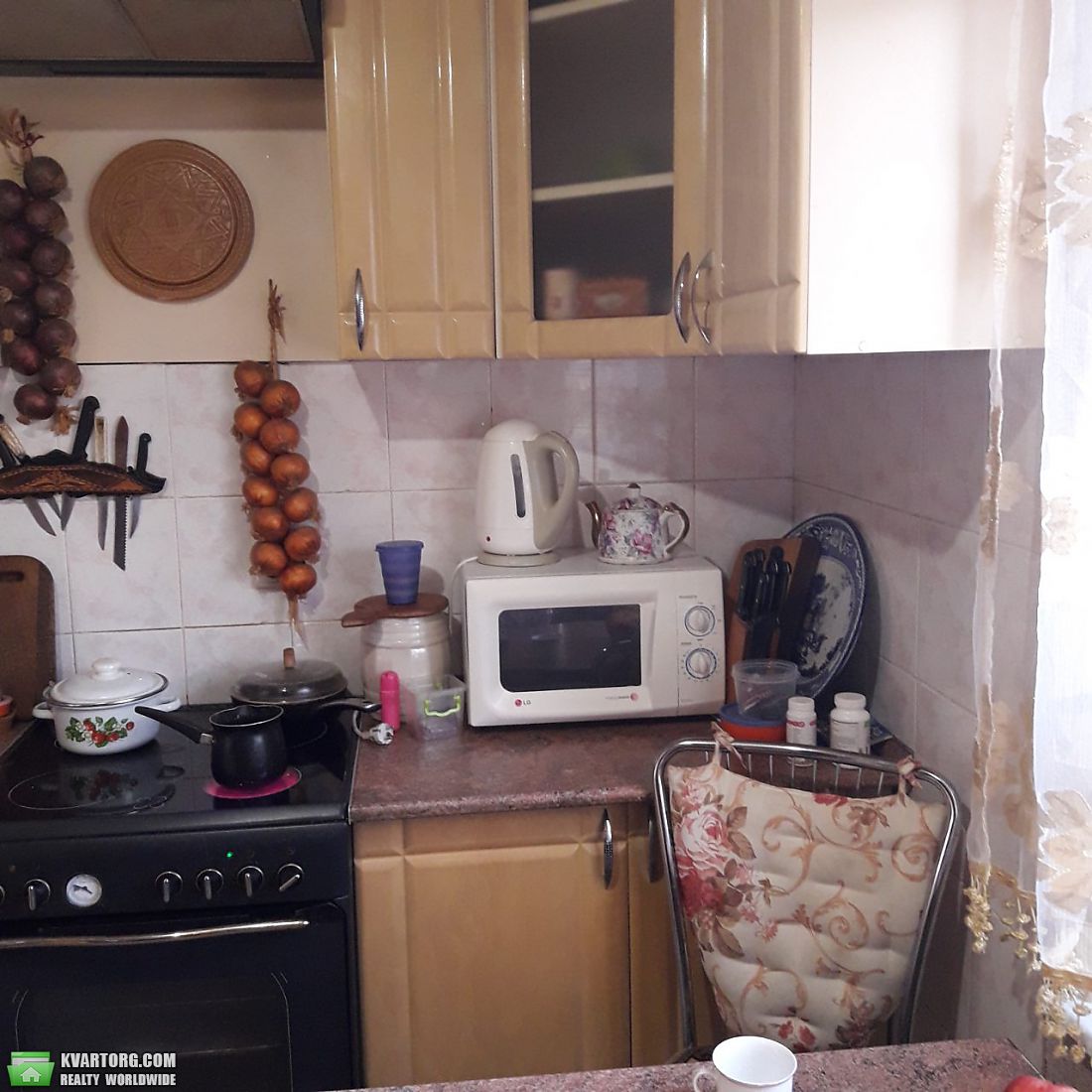 Rent out 2-room apartment. Киев,  Мишуги — photo 7
