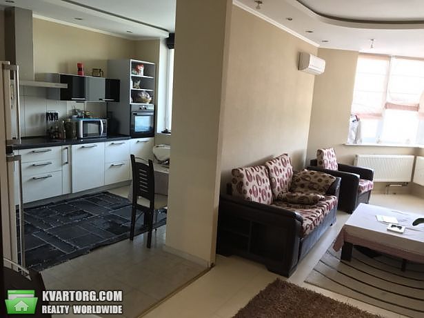 Rent out 3-room apartment. Киев,  Саперно-Слободская — photo 1