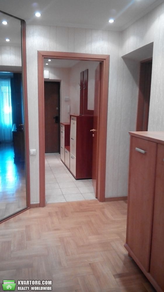 Rent out 2-room apartment. Киев,  Кургановская — photo 10