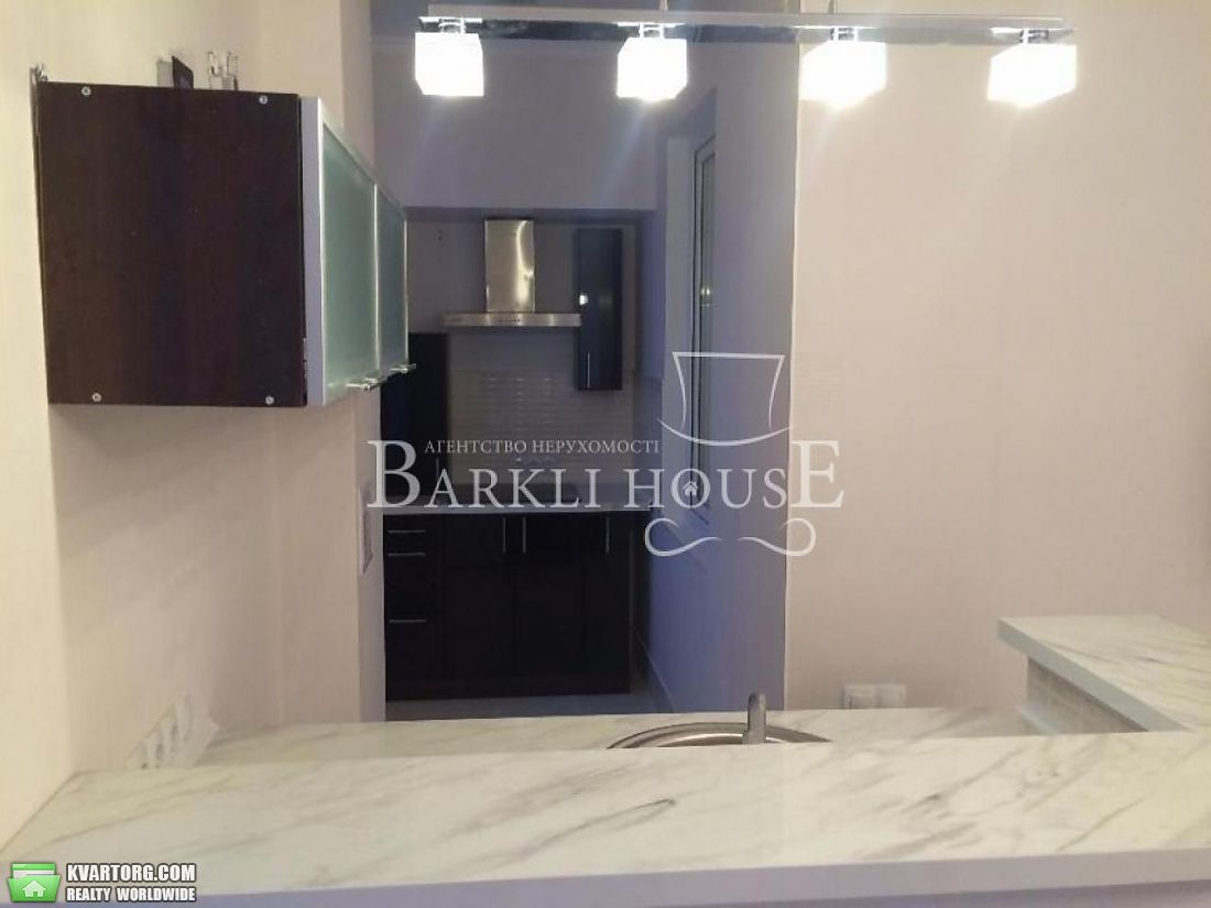 Rent out 2-room apartment. Киев,  Сечевых Стрельцов — photo 10
