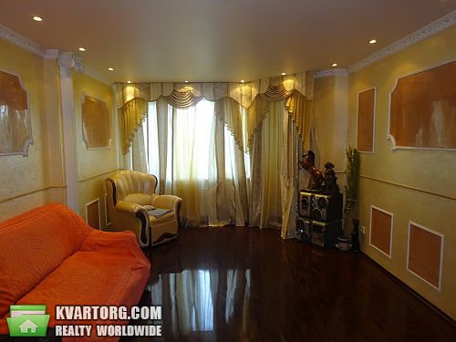 продам 3-комнатную квартиру. Киевская обл.,  Тепличная - фото 9